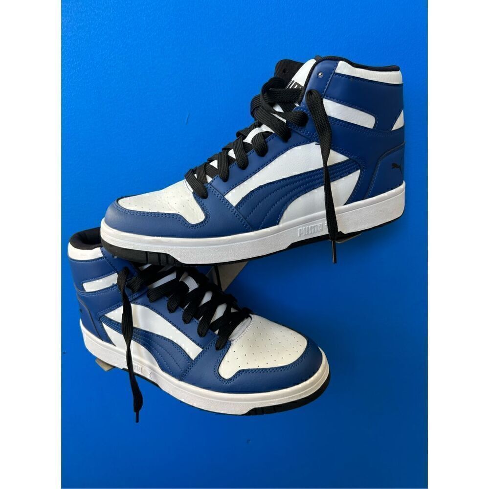 puma 10.5 mens white and blue black bottom 9.5uk size (pre owned)